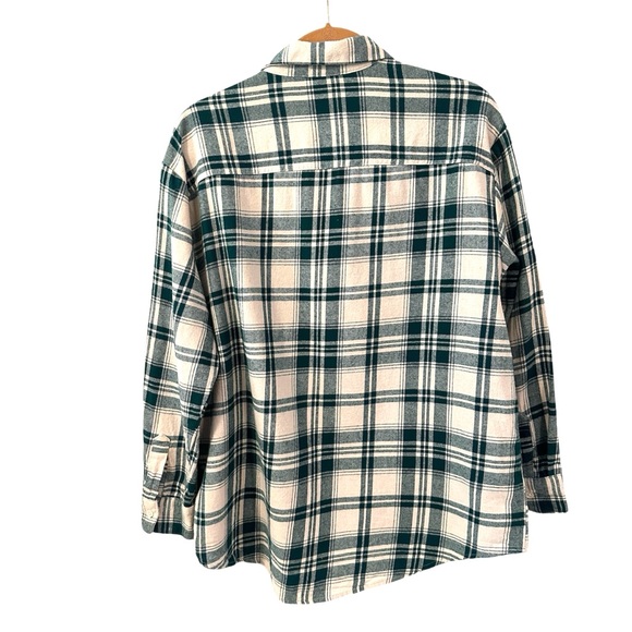 Old Navy The Boyfriend Shirt Womens Size L Green White Plaid Flannel Cozy Layer - Picture 2 of 10
